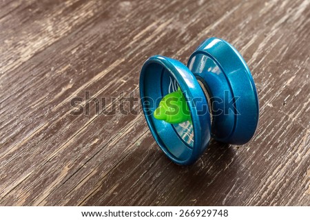 toy yo-yo