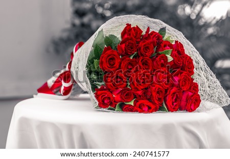 A bouquet of flowers bouquet of a hundred red roses