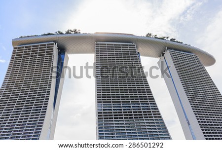 SINGAPORE - JUNE 12 : Marina Bay Sands Architecture  are highlight point Marina Bay attraction. SINGAPORE JUNE,12 2015