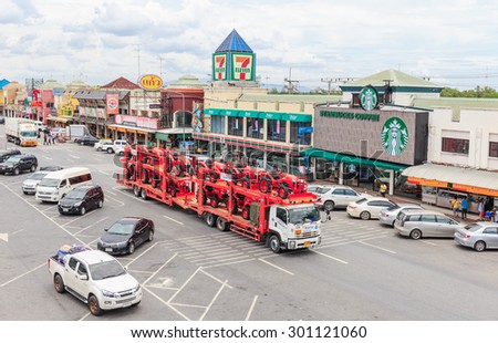 CHONBURI-JULY,29: A STARBUCK Coffee and super market at Motorway Rest Area where located middle way to PATTAYA town. It is the good place for tourist when want to find some drink.THAILAND JULY,29 2015