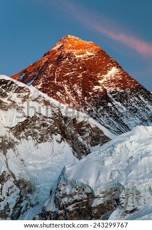 Evening view of Mount Everest from Kala Patthar - way to Everest base camp - Nepal