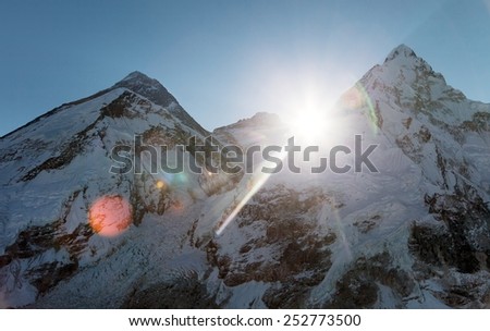 Morning sun above Mount Everest, lhotse and Nuptse from Pumo Ri base camp - Way to Everest base camp - Sagarmatha national park - Nepal