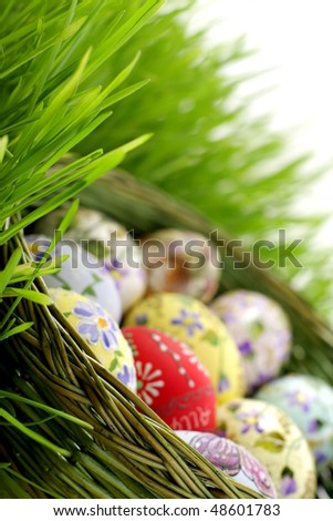[Obrazek: stock-photo-easter-egg-in-wicker-basket-48601783.jpg]