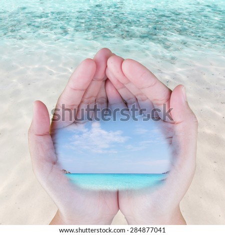 Sea in the hands of women Women dream about travel.