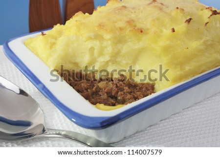 Family favourite meal, tasty minced beef cooked with onions, stock and tomato puree, topped with lashings of buttery mashed potato and baked in the oven.