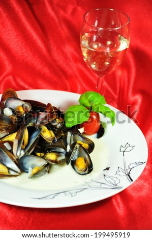 Luxury mussels dish in Scottish white wine sauce
