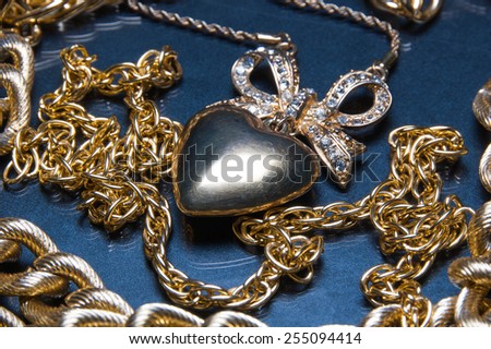 gold chain and pendant the heart