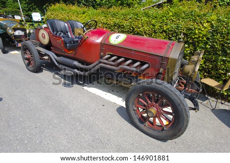 LANDSBERG, GERMANY - JULY 12: Oldtimer rallye for at least 80 years old antique cars with Locomobile M48 Speed Car, built at year 1916, photo taken on July 12, 2013 in Landsberg, Germany