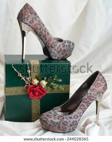 Gift shoes on the shoe box