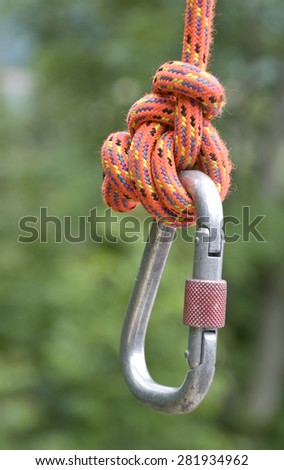 photo of the lanyard with carabiner for safety in mountaineering