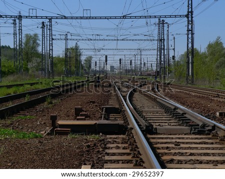 Track lines with switch rail, wire and wagon