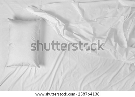white bedding sheet