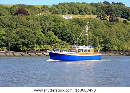 boat on the River Dart