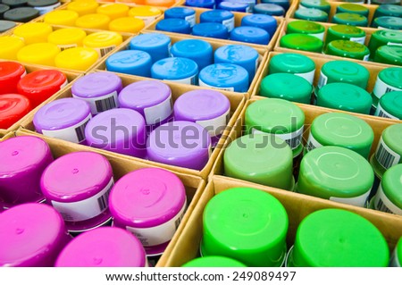 Spray cans, time to redesign, color palette