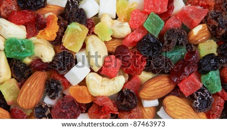 mix dried fruits and nuts