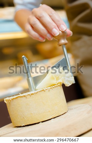 Cheese preparation