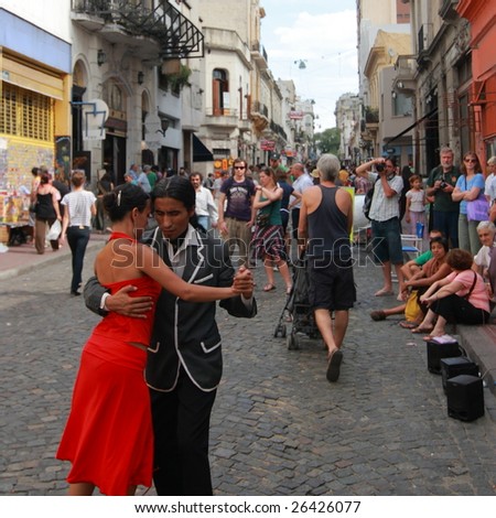 BUENOS AIRES,- FEBRUARY 25: A pair of tango dancers performs in San Telmo in Buenos Aires, Argentina on February 25, 2009. The tango dance originated from Buenos Aires and Montevideo, Uruguay.