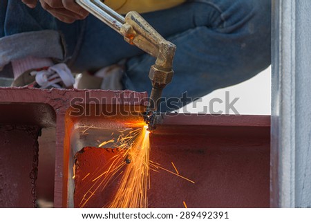 Metal Cutting With Acetylene Gas