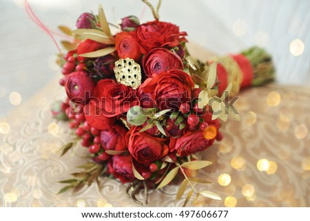 wedding the bride\'s bouquet