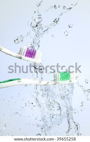 Toothbrush and splashing water