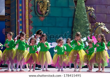 LAS PALMAS, SPAIN - FEBRUARY 23: Unidentified children from Bellarte Dancing School from Canary Islands, onstage during Children\'s Costume performance, on February 23, 2014 in Las Palmas, Spain