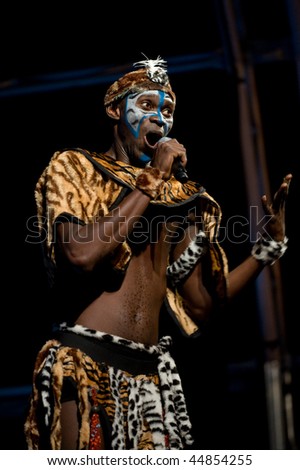 CANARY ISLANDS - NOVEMBER 13:  Diak Haso, African music and dance from Guinea, Mali and Senegal performs onstage during the festival Womad November 13, 2009 in Canary Islands, Spain