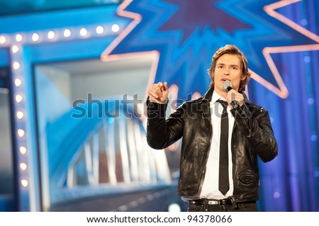 LAS PALMAS, SPAIN - FEBRUARY 3: Singer and television host Carlos Baute from Caracas in Venezuela performs onstage during the carnival Queens Gala on February 3, 2012 in Las Palmas, Spain.