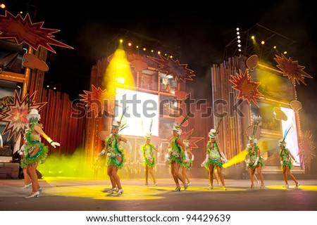 LAS PALMAS , SPAIN- FEBRUARY 4: Unidentified children  from the dance-group Comparsa Infantil Metropolis, from Canary Islands, perform during the children\'s dance (comparsas) contest on February 4, 2012 in Las Palmas, Spain.