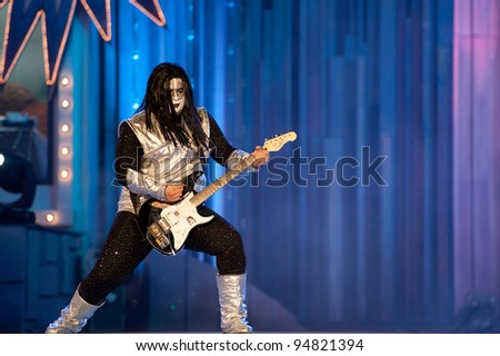 LAS PALMAS , SPAIN - FEBRUARY 9: Juan Jose Casimiro Suarez, from Canary Islands, perform during the Adult Costume Competition, for individuals, on February 9, 2012 in Las Palmas, Spain