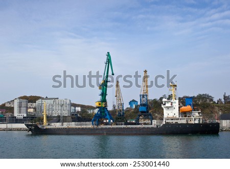 Loading of coal in the port of Nakhodka. Nakhodka Bay. East (Japan) Sea. 20.10.2012