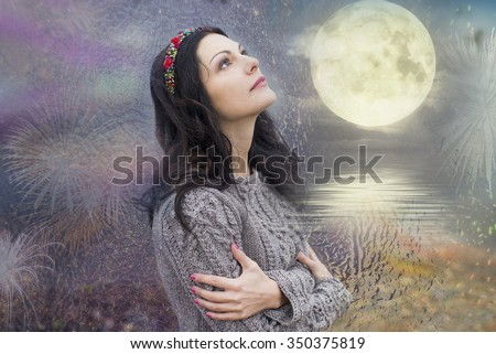 The woman and the full moon, in anticipation of the full moon