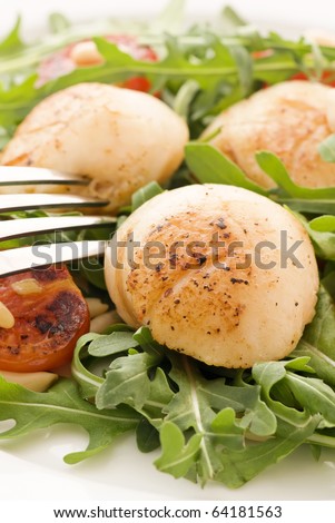 Rocket Salad with Scallops