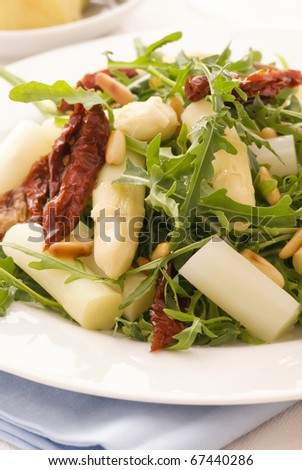 Rocket Salad with Cheese and Asparagus