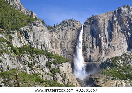 Yosemite Falls in Yosemite Valley, National Park