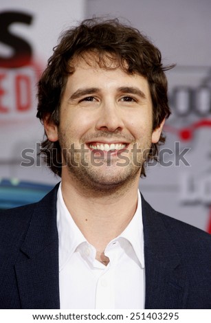 Josh Groban at the Los Angeles premiere of 