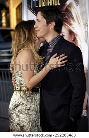 Drew Barrymore and Justin Long at the Los Angeles Premiere of 