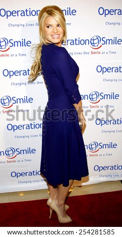 Jessica Simpson attends the Operation Smile 25th Anniversary Gala held at the Beverly Hilton in Beverly Hills, California, United States on October 5, 2007.