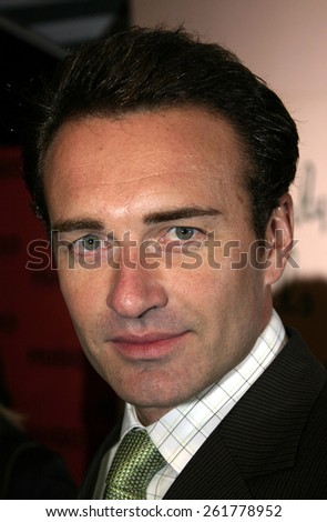 03/15/2005 - Beverly Hills - Julian McMahon at the Hugo Boss Fall Winter 2005 Men\'s and Women\'s Collections Party and Fashion Show - Arrivals at The Beverly Hills Hotel.