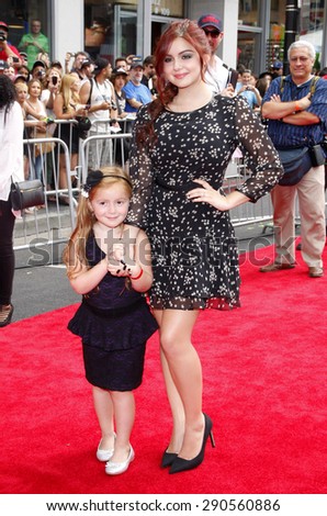 Ariel Winter at the Los Angeles premiere of \