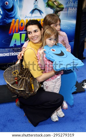 Angie Harmon at the Los Angeles premiere of \'Monsters vs. Aliens\' held at the Gibson Amphitheatre in Universal City on March 22, 2009.