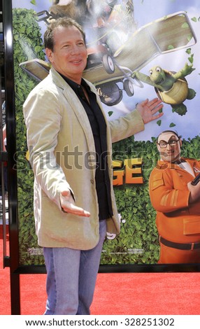 April 30, 2006. Garry Shandling at the Los Angeles Premiere of DreamWorks\' new computer-animated comedy \