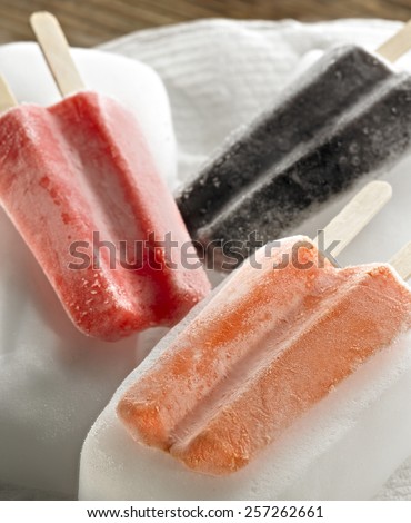 popsicles on dry ice