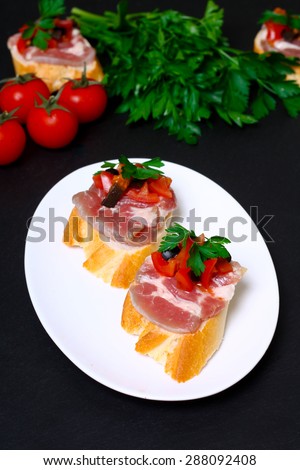 open sandwich with meat and vegetables