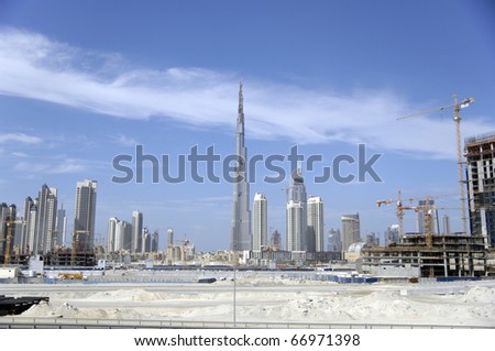 DUBAI - OCTOBER 29: View over Dubai with Burj Khalifa the tallest building in the world reaching over 800 meters under construction, October 29, 2008 in Dubai, UAE.