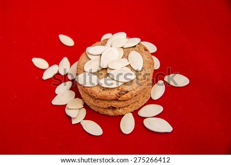 Pumpkin seeds and cookies