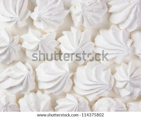 white meringue cake
