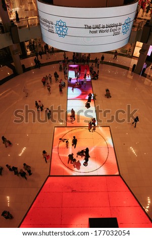 Dubai, Uae - November 9: Inside Modern Luxuty Mall On November 9, 2013 In Dubai. At Over 12 Million Sq Ft, It Is The World\'S Largest Shopping Mall Based On Total Area.