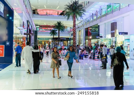 DUBAI, UAE - NOVEMBER 9, 2013: Inside modern luxury mall . At over 12 million sq ft, it is the world\'s largest shopping mall based on total area.