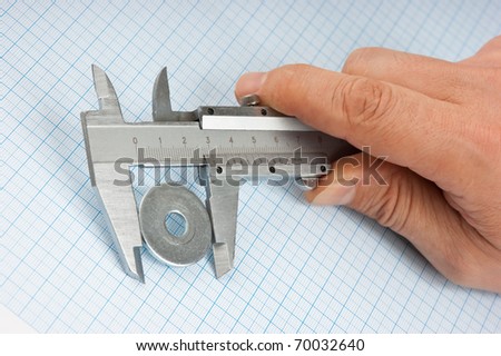 caliper measurement of the size of the details