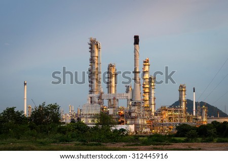 Oil Refinery factory , petrochemical plant , Petroleum